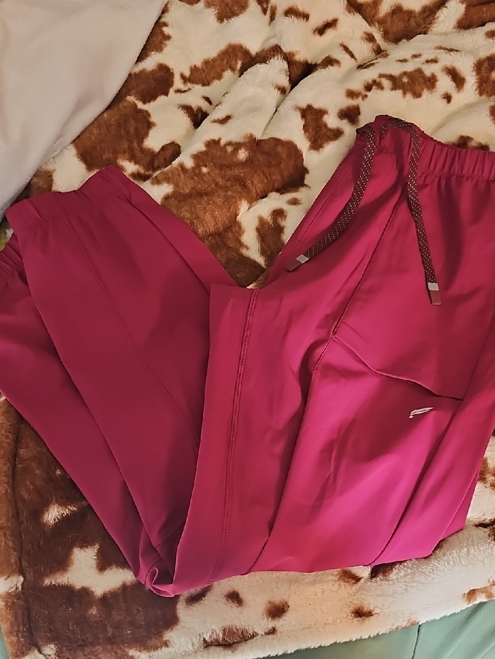 Fabletics Dark Pink Scrub Pants Size M